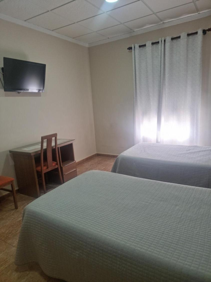 Hostal Restaurante El Paraiso دون بينيتو المظهر الخارجي الصورة