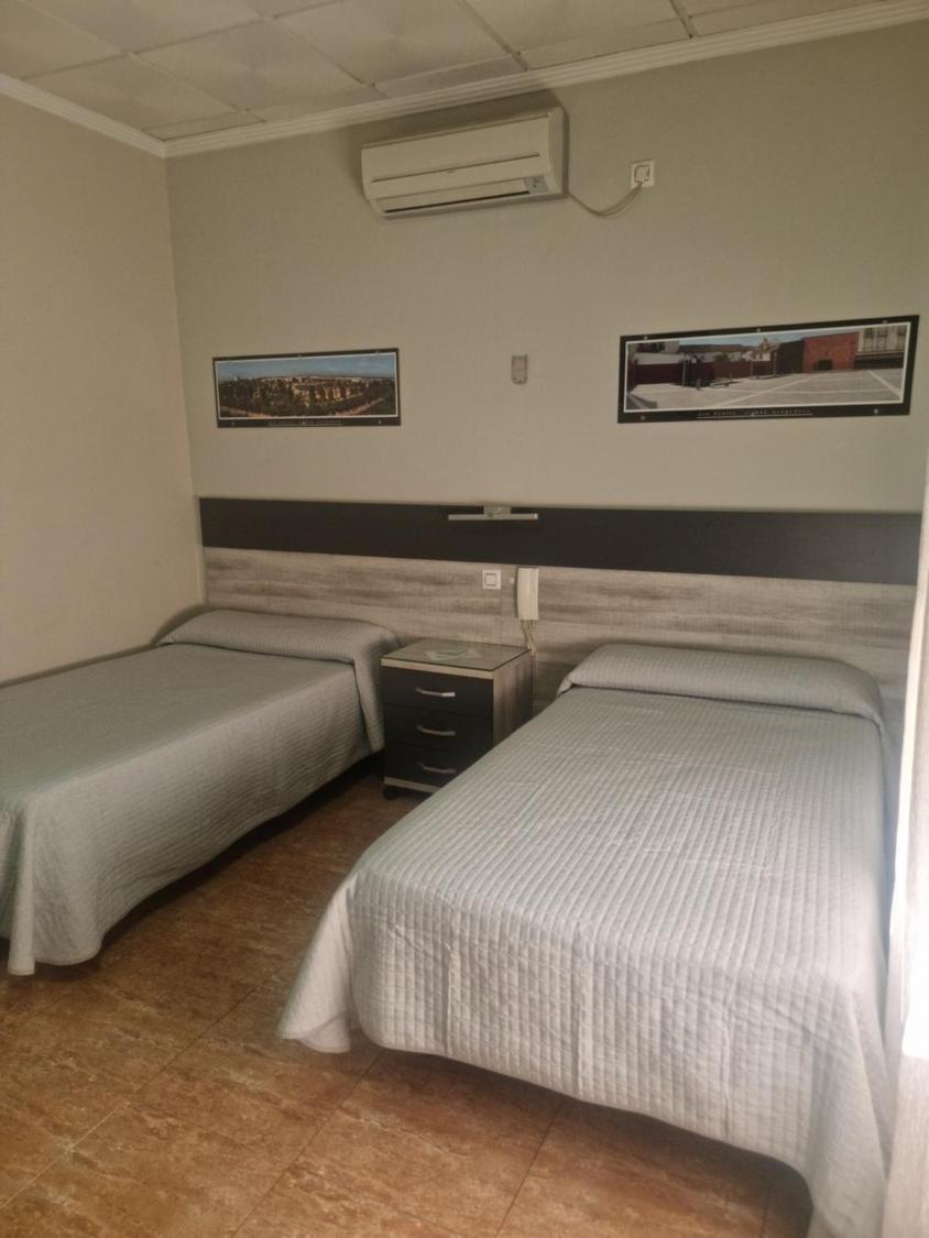 Hostal Restaurante El Paraiso دون بينيتو المظهر الخارجي الصورة