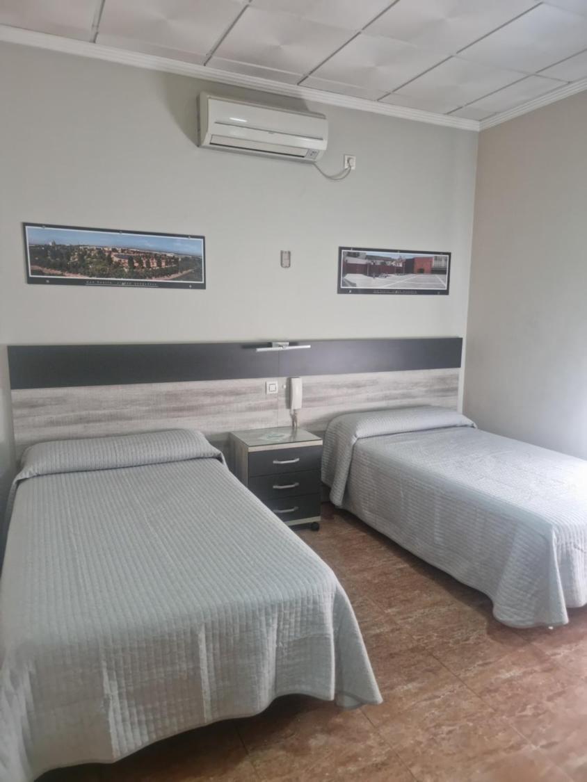 Hostal Restaurante El Paraiso دون بينيتو المظهر الخارجي الصورة