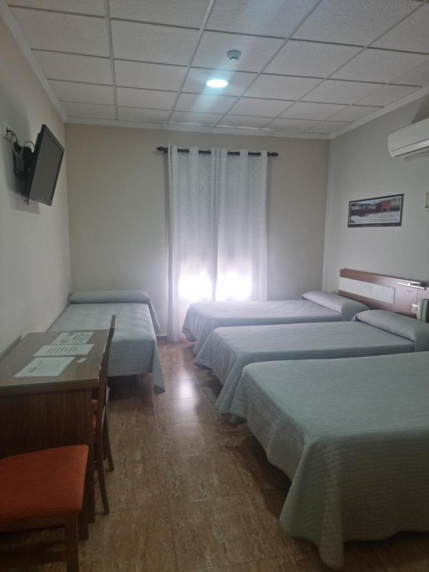 Hostal Restaurante El Paraiso دون بينيتو المظهر الخارجي الصورة